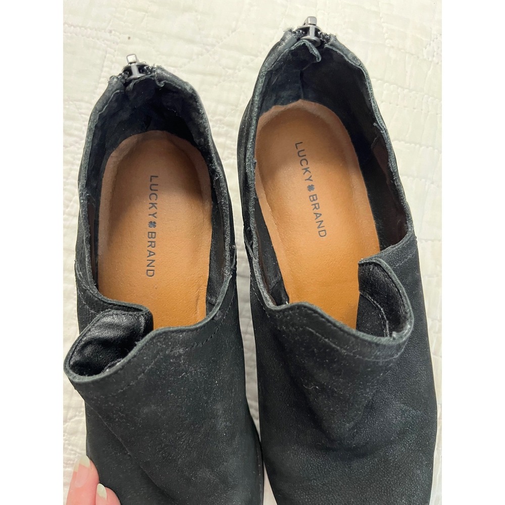 Lucky Brand Fitina Black Leather Ankle Booties V-Cut Stacked Heel Size 11 M - Picture 7 of 8